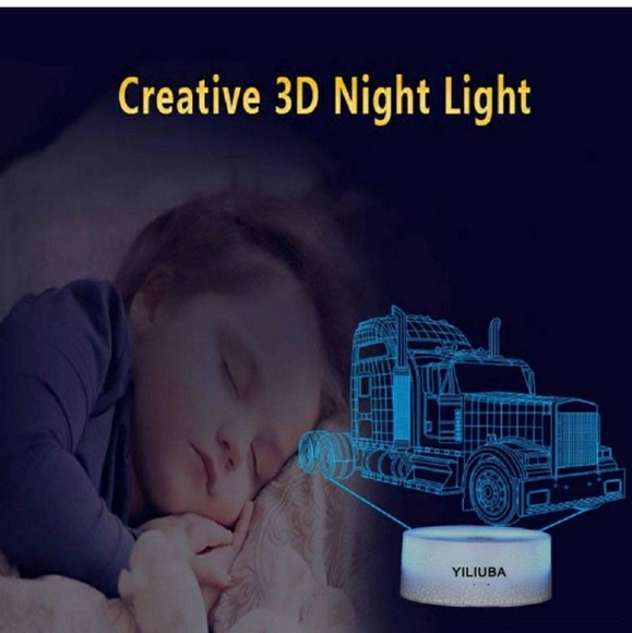 NIB Awesome 3D Semi Truck~Truckers convoy🚛🚚 LED 7 color Change USB night light - Picture 3 of 10
